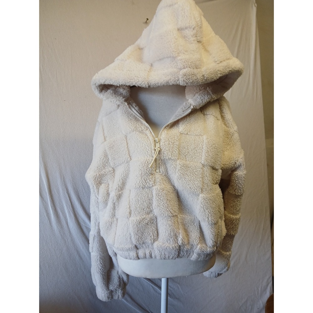 Fuzzy cozy checkered american eagle cropped hoodie 1/2 zip plush lounge cream